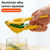 Lemon Squeezers manufactured by LeeYuen